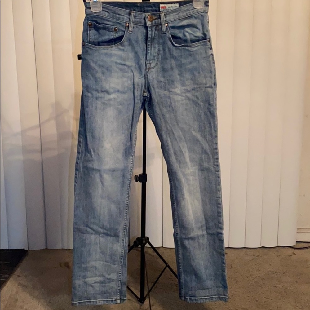 Men’s blue jeans